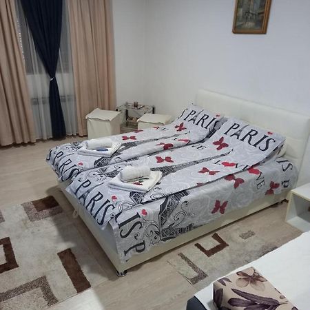 Appartamento Apartman Azra Sarajevo Esterno foto